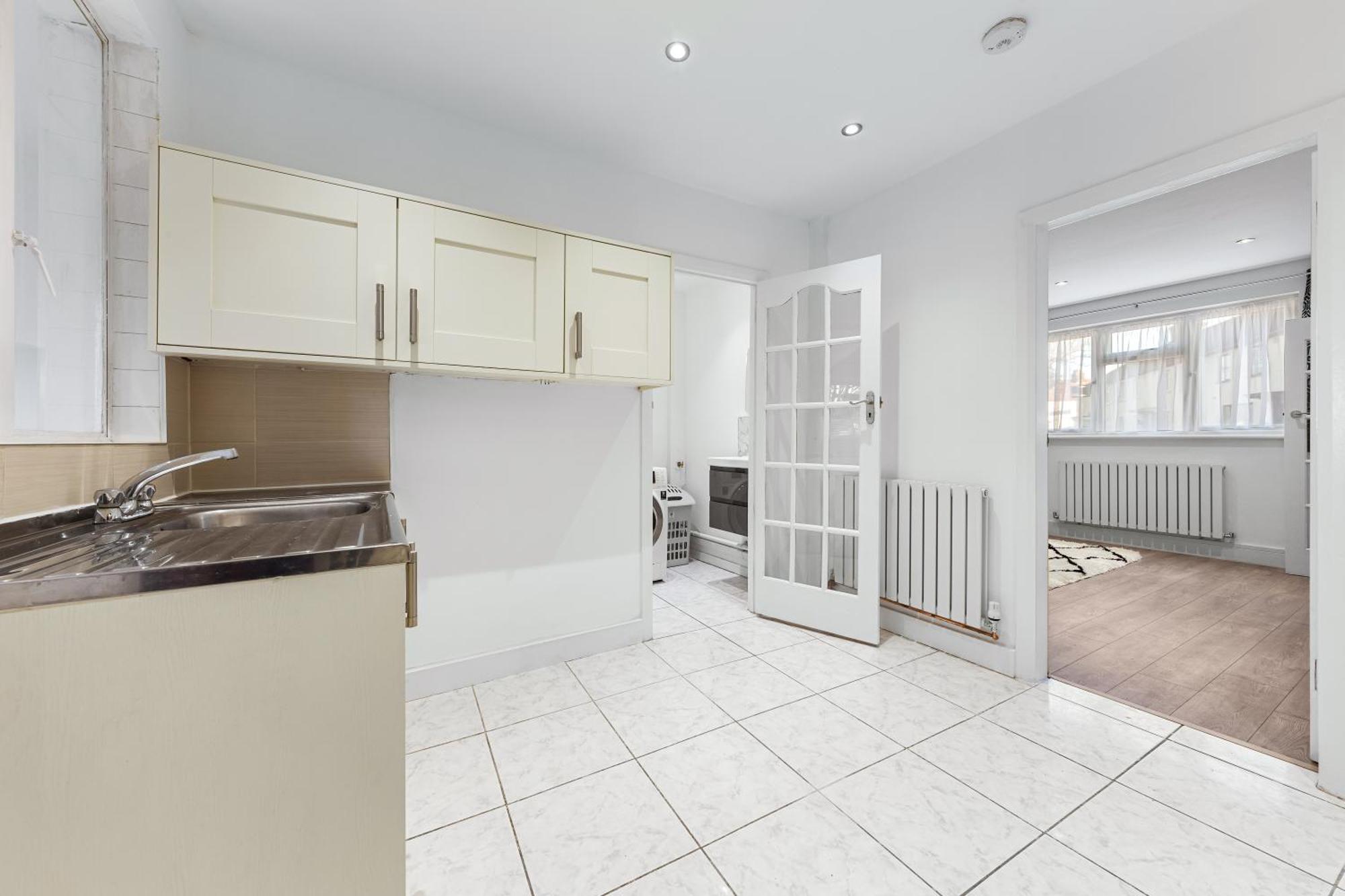 Flourish Apartments-sutton-house London